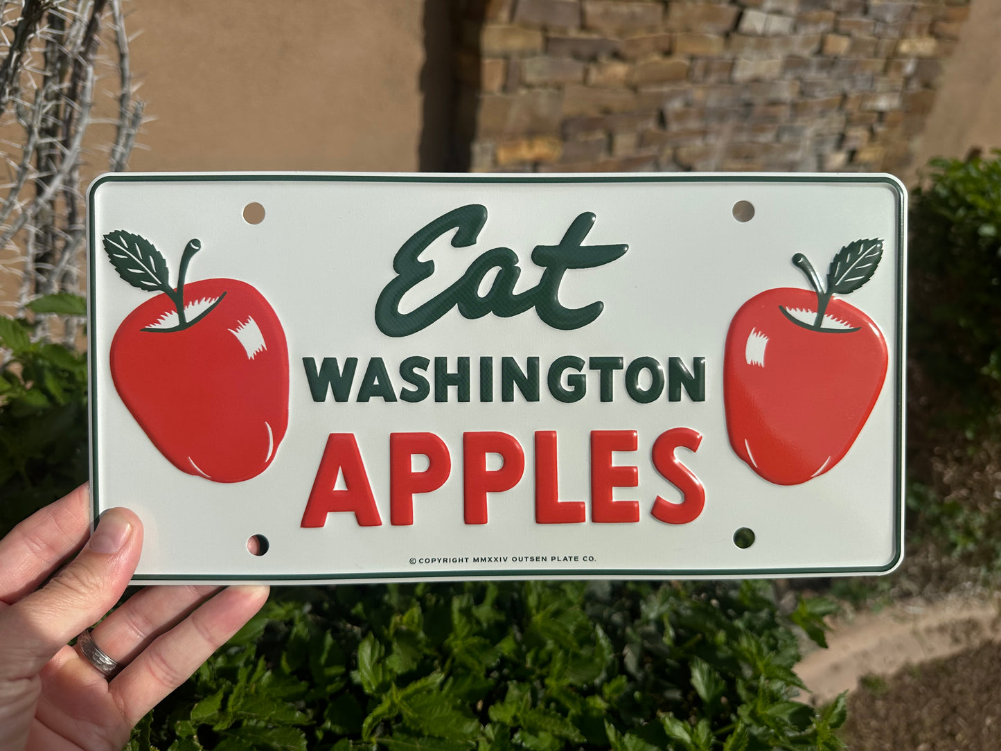 Eat Washington Apples License Plate